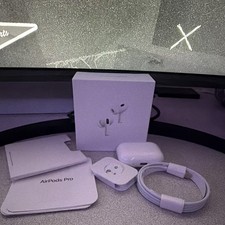 Apple AirPods Pro In-Ear Wireless Bluetooth Earbuds White w/ Case, USB-C