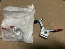 Lot of 2 DE-STA-CO Destaco 225-U Hold Down Welding Clamps 1 is New