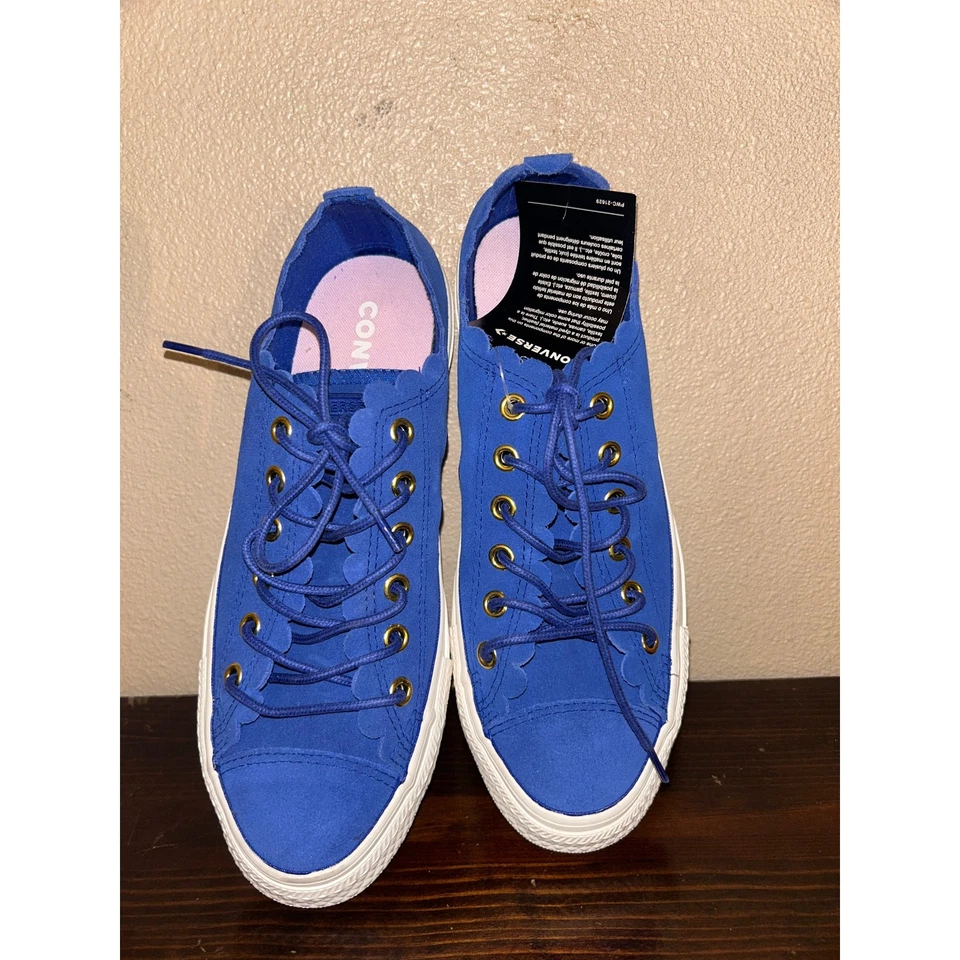 Zapatillas deportivas Converse Chuck Taylor All Star azul gamuza festoneadas bajas Foto 3 de 4