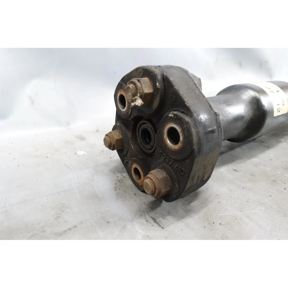 BMW E36 323i 325i 328i 1992-1999 eje de hélice de transmisión para transmisión automática junta en U Foto 2 de 4