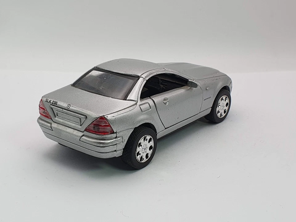 Mercedes SLK 1 Serie New Ray 1/32 - Immagine 3 di 4