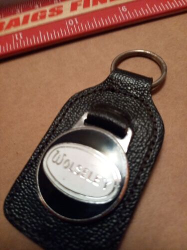 LEATHER WOLSELEY Black & CREAM   KEY RING  FOB - Picture 1 of 3