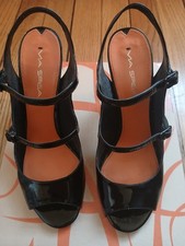 Via Spiga black patent leather strappy heels size 8.5