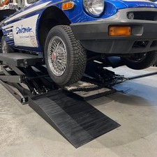 Datona Gummi-Auffahrplatten f&uuml;r Hebeb&uuml;hnen &ndash; 2 St&uuml;ck