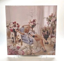 RR Sabrina Carpenter Man s Best Friend Champagne Filled Vinyl x Bad World