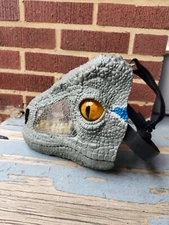Jurassic World 2017 Mattel Chomp 'n Roar Mask Velociraptor Blue Mask Sound Works