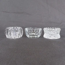 Set of 3 clear glass open salt cellars pressed