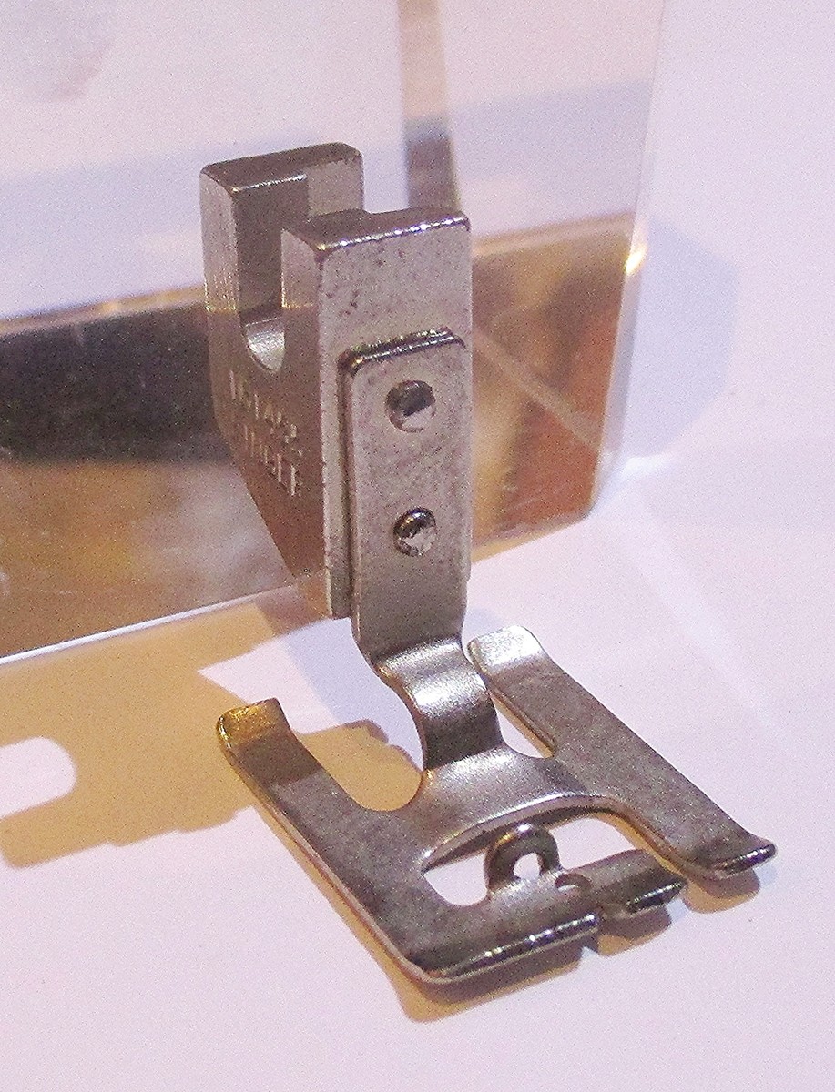 ふわほわ Singer Zig Zag Presser Foot 161455 Discontinued Part Simanco