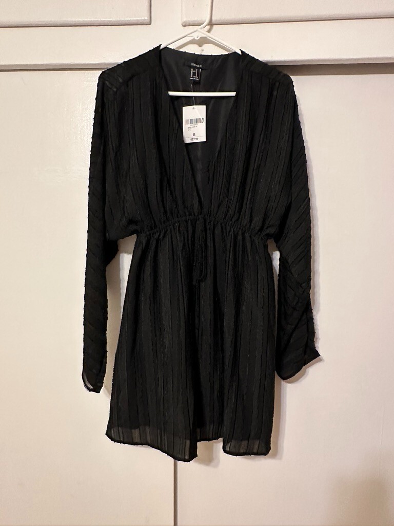 black long sleeve dress forever 21 dress, Ball Gown, Black, Very comfortable, Size S Size:UK 8/US 4 Babby_girl Sheer High Neck Racerback