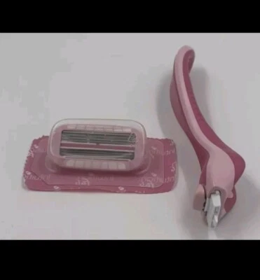 Wilkinson Sword Intuition Fab Complete Women's Razor with 1 Pack Refill FREEPOST