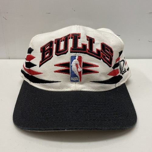 Vintage Chicago Bulls Logo Athletic Diamond Aztec Snapback Hat Cap White Black - 第 1/11 張圖片