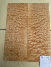 GITARRENPLATTE GITARRENBAUER HOLZ LOCKIG/GESTEPPT AHORN 20LX14,875X,5" #1392