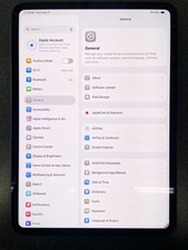 Apple iPad Pro M4 Gen 256GB, Wi-Fi, 11 in -Space Black-Bundle deal