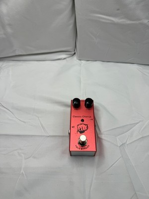 Classic Chorus Guitar Effects Pedal True Bypass Rate Width Analog Style w/ Box