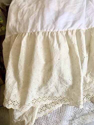 Vintage Crown Craft Inc Eyelet Ruffle Bed Skirt Ecru Polyester Cotton USA Made
