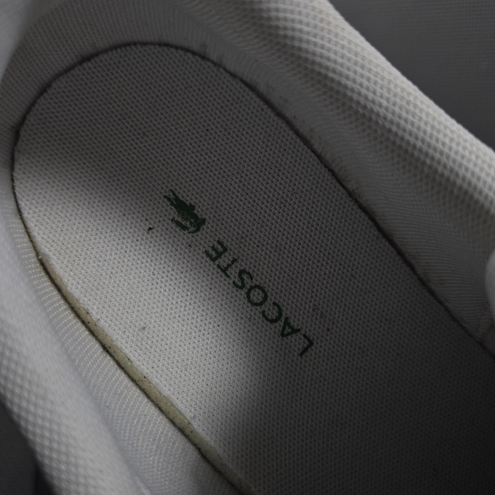 Lacoste Carnaby Pro Shoes Womens Size 8 White Low Top Sneakers 746SFA0031082 thumbnail 8