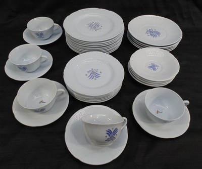 Vintage Rorstrand Louise Adelborg Sweden 36-Piece China Lunch Set