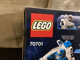 Lego Galaxy Squad Swarm Interceptor 70701 Blue Team Bug Alien pink laser 2013