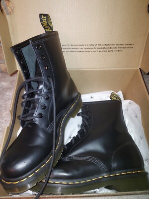 Doc Martens Women Size 10. Great Conditon Dr. Doc Martens Clemency Smooth Black Leather Lace Up Boots  main image 4