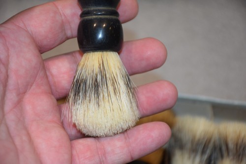 Vintage and Very Rare Set of 6 x Black Horn Shaving Brushes #1 - Picture 6 of 7