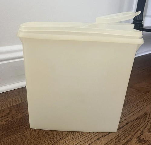 Vintage Tupperware Cereal Keeper 3 Quart (469-5) Storage Container W/Lid (470-6) - Picture 2 of 7