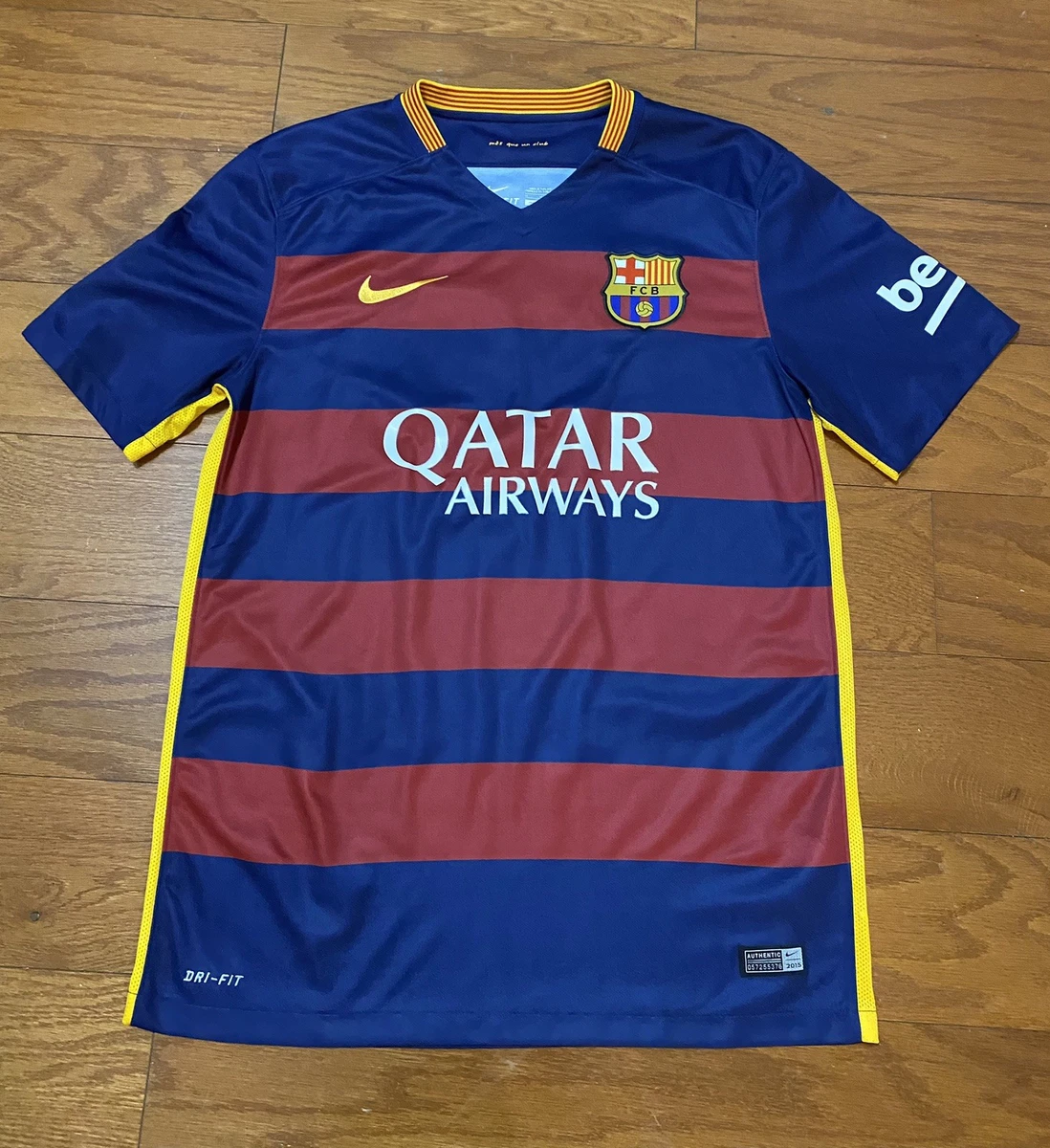 Preços baixos em Qatar Airways no Clube Internacional de Roupas e