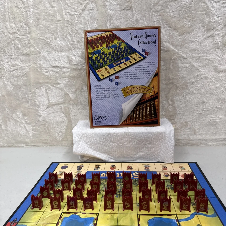 Stratego Vintage Game Collection Bookcase Game Wooden Case Game Has All Pieces. - Image 4 of 4