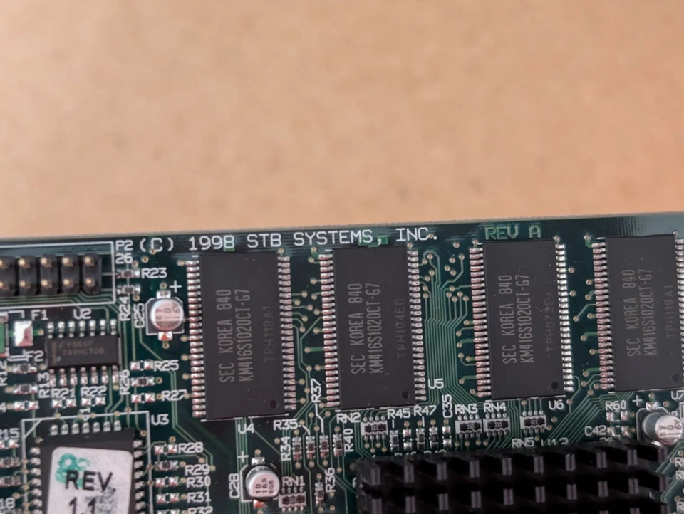 STB Systems Velocity 4400 210-0348-001 3.2v AGP VGA Graphics Card 16MB Vintage - Image 4 of 4