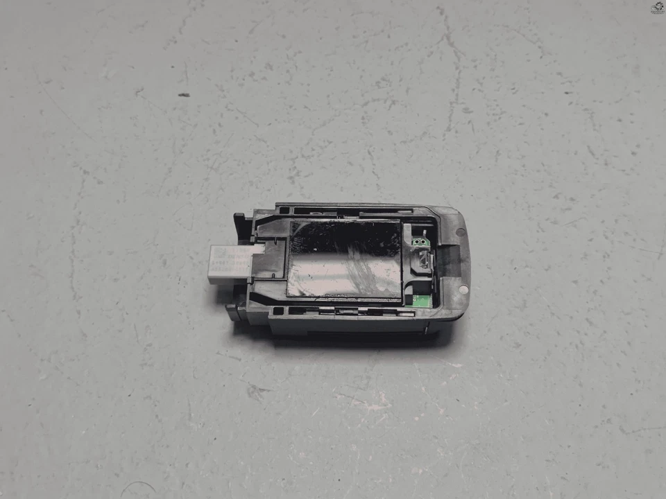 Front Windshield Rain Sensor Module Unit 2021-2025 Toyota Rav4 OEM - Image 3 of 4