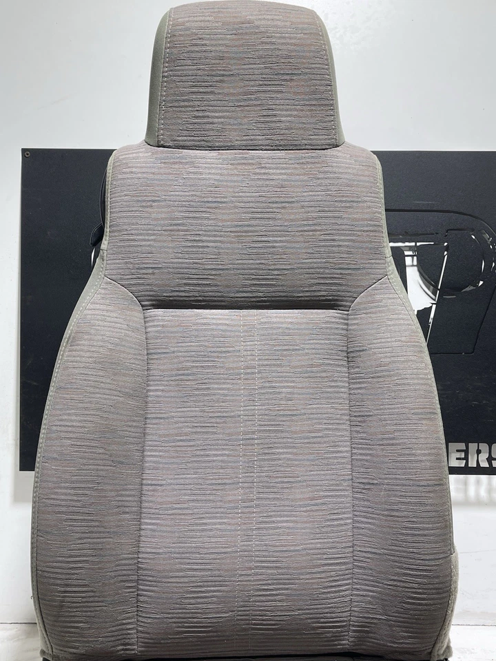 Par de asientos delanteros para conductor y pasajero caqui 03 04 05 06 Jeep TJ Wrangler OEM CC Foto 4 de 4