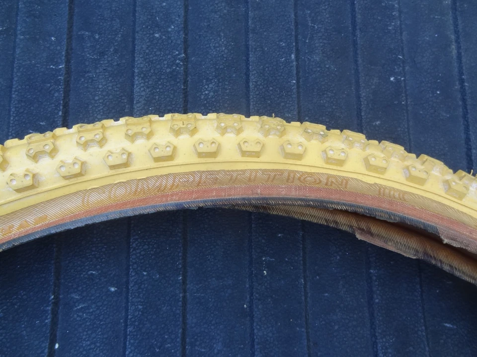 MITTSUBISHI  COMP 3 - Yellow 24 X 1.75 BMX Cruiser tire N.O.S. - Image 4 of 4