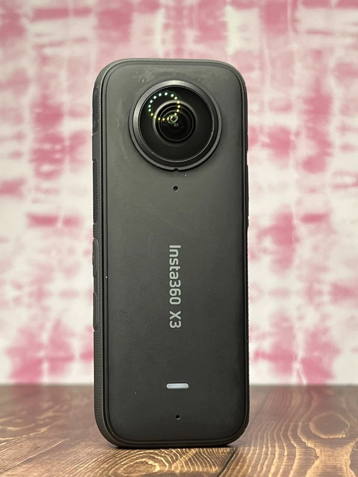 Insta360 X3 - 5.7K 360° Video 72MP 360° Photo 10m Waterproof - won’t turn on?? - Image 3 of 4