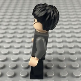 LEGO Harry Potter Gryffindor Sweater Minifigure - 4842 4867 4738 hp094