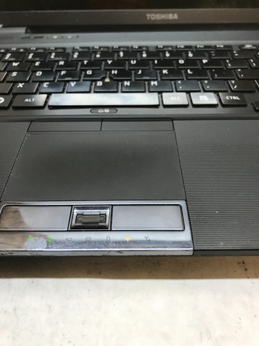 Toshiba Tecra R850-S8522 15" i5-2520M 4GB RAM NO HDD/OS For Parts/Repair - - DW - Picture 2 of 8