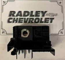 NEW GM OEM 2021 MALIBU ELECTRICAL BATTERY- JUNCTION BLOCK GMC 84692223