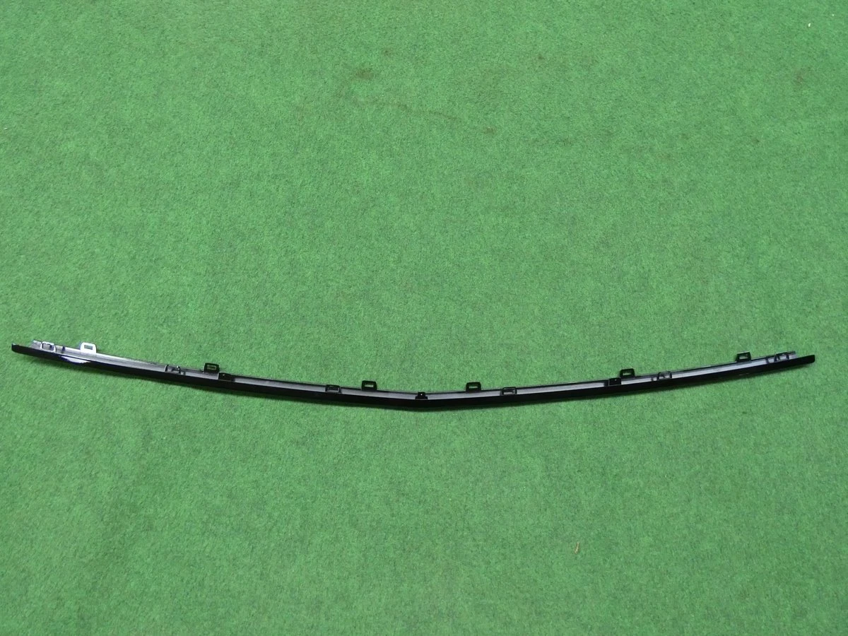 Original Mercedes W176 A-Klasse W117 CLA Zierstab Stoßstange AMG 