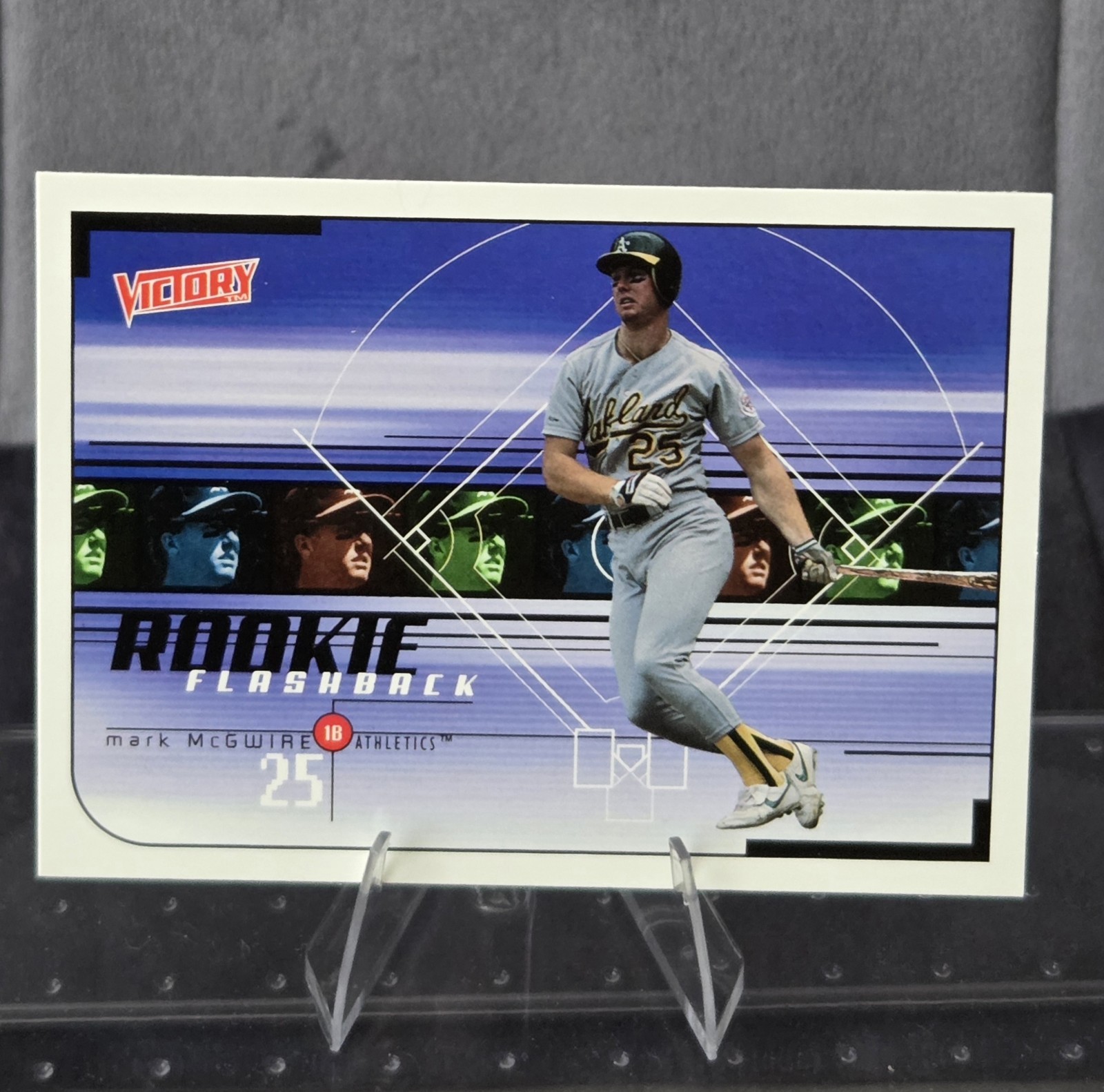 1999 Upper Deck Victory - Rookie Flashback #461 - MARK MCGWIRE, OAKLAND A's