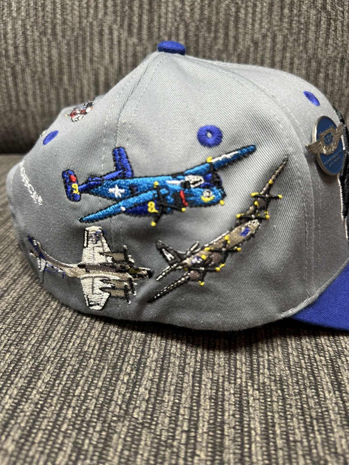 Bomber Command Hook/Loop Close Commemorative Air … - image 4