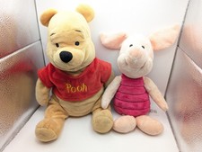 Authentic Disney Store Exclusive Winnie The Pooh  Pigle Plush Stuffed Animal D