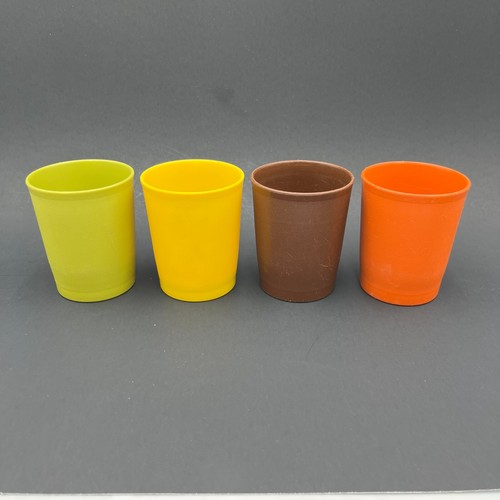 Vintage Tupperware Cup Set #1251 Harvest Colors 8 oz Lot of 4 Plastic 3.5" Cups - Picture 8 of 10