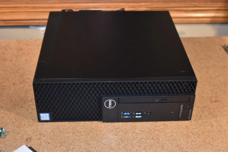Dell OptiPlex 3050 SFF Intel QuadCore i5-7500 16GB RAM 256GB SSD Windows 10 WiFi - Image 2 of 4