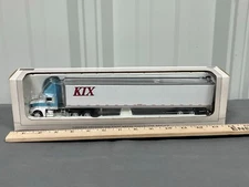 KIX KUTZLER Express KENOSHA, WI Peterbilt 385 Van Trailer Spec-Cast 1:64 NIB