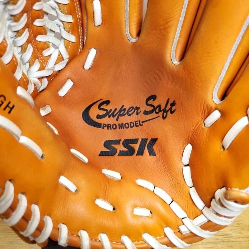 SSK Motohito Iguchi Model Infield Soft Baseball Glove 6S Adult Rare - Image 4 of 4