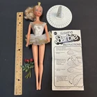 VTG Ballerina Barbie Doll 1975 w Outfit Crown Roses Stand & Manual 9093 BAD FEET
