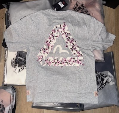 Palace Evisu Heavy Wash T-Shirt (Grey) Medium