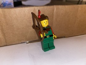 Vintage LEGO Castle: Dungeon Hunters (6042) Instruction manual included.