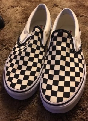 Vans Checkerboard Slip On Black & Off White Shoes 8.5 Men  display picture 2