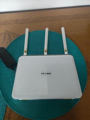 TP-Link AC1900 Smart Wireless Dual Band Router, Model C9
