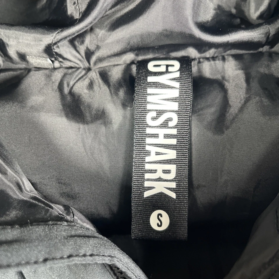 Chaqueta Chaleco Gymshark Grande Puffer Mujer S Cremallera Completa Sin Mangas Sudadera con Capucha-USADA EN EXCELENTE ESTADO Foto 4 de 4