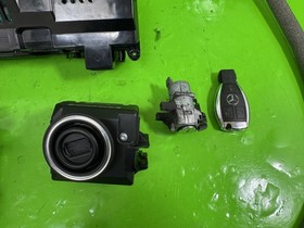MERCEDES E CLASS W207 ECU KIT SPEEDOMETER KEY 3.0 CDI DIESEL AUTO 2009-2012